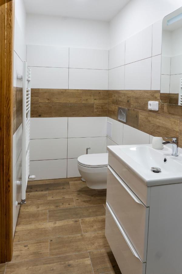 Penzion Ruze Benesov nad Ploucnici Ngoại thất bức ảnh